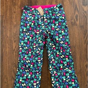 Girls Patagonia snowbells ski pants. Cute flower print. Size 12